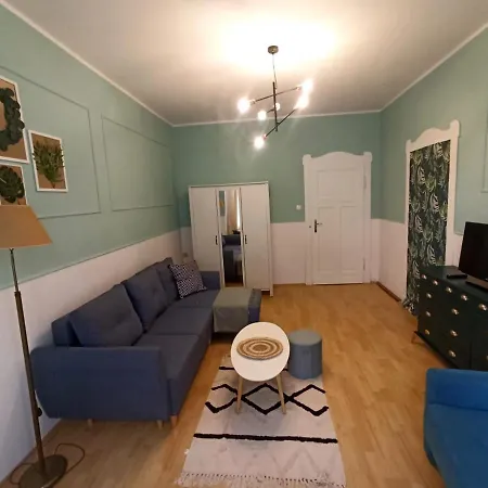 Hostel Lemuria Jaworzynska Centrum